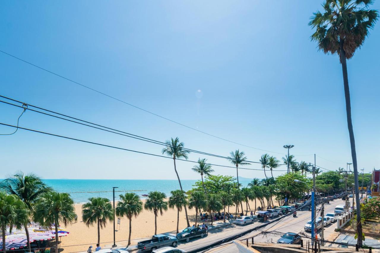 Happy Jomtien - Beachfront Exterior foto