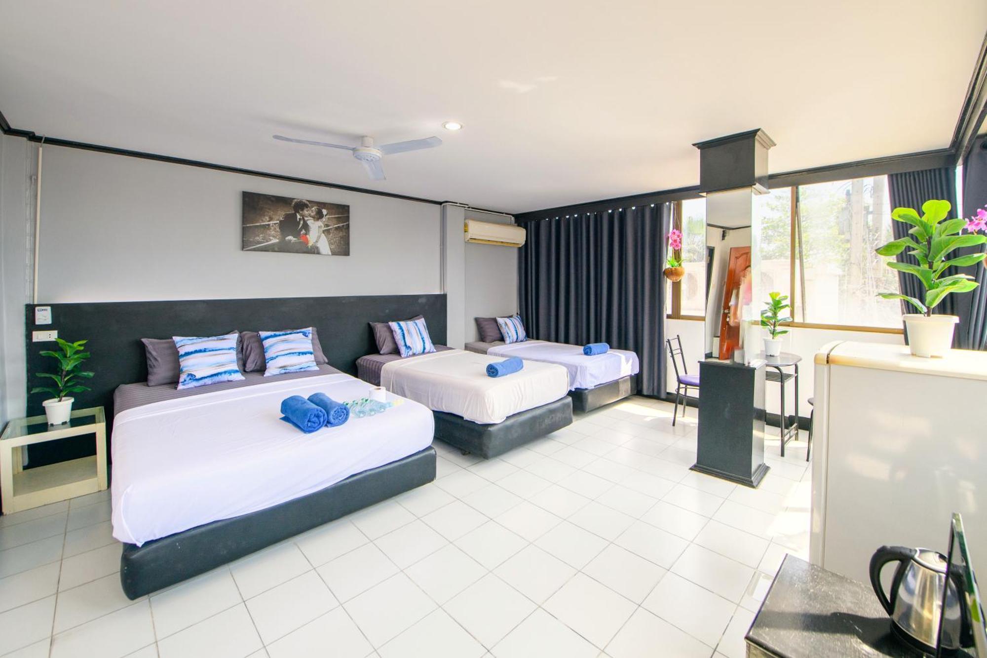 Happy Jomtien - Beachfront Zimmer foto