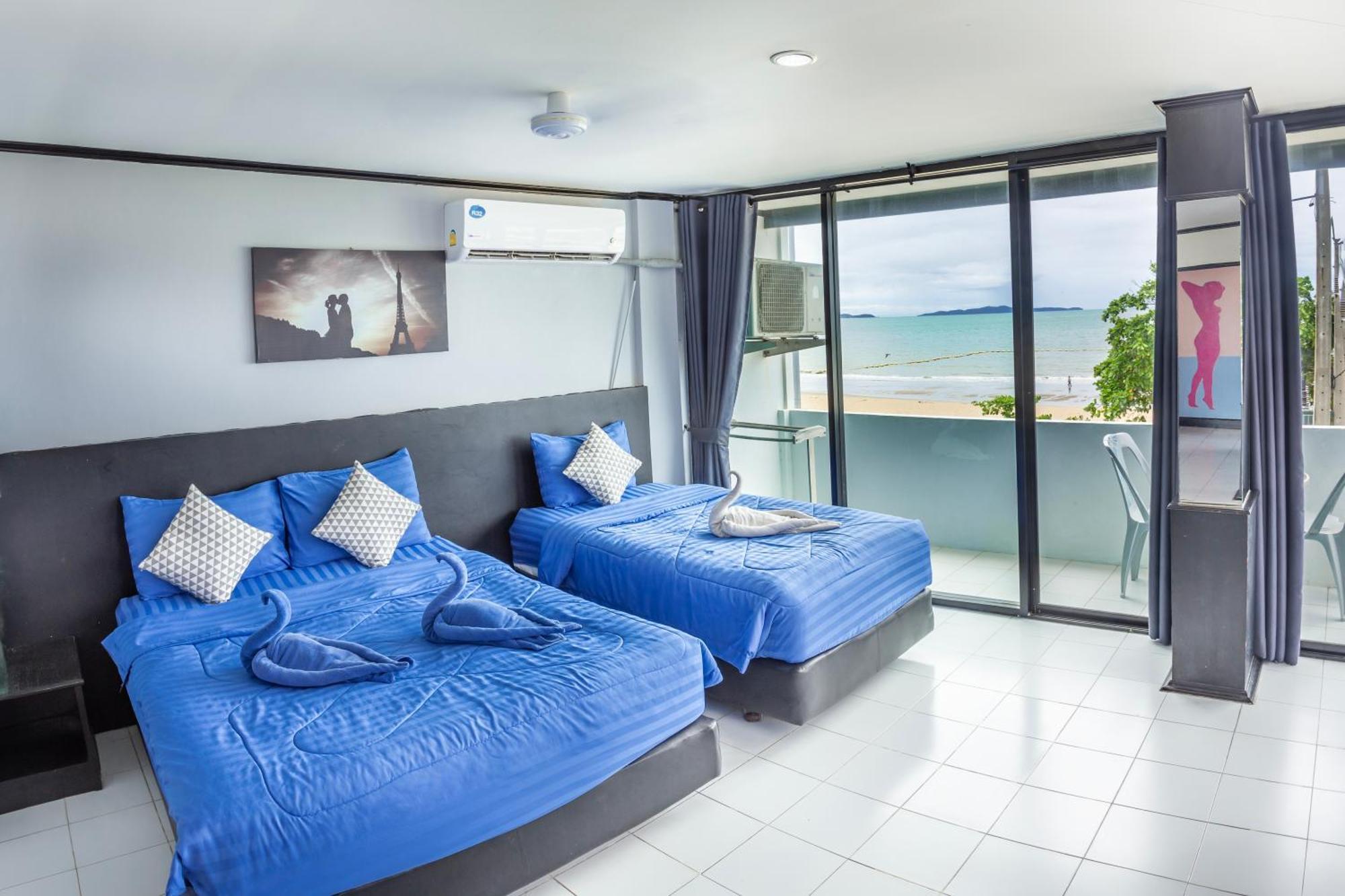 Happy Jomtien - Beachfront Exterior foto